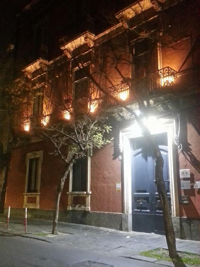 B&B Antico Corso カターニア エクステリア 写真